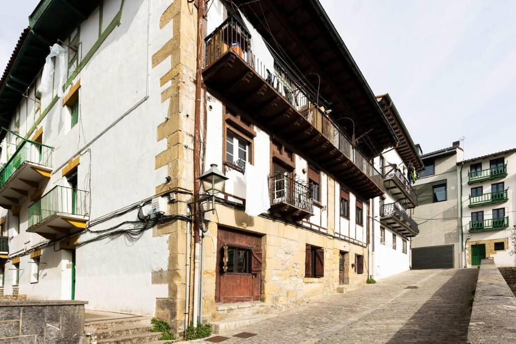 Sorgin-Etxe. Basquenjoy Lägenhet Hondarribia Exteriör bild